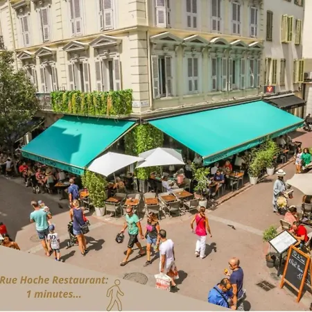 3 Bed - Ascenseur - 2 Min Du Palais - Climatise Lägenhet *