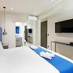 3 Bed - Ascenseur - 2 Min Du Palais - Climatise Lejlighed *
